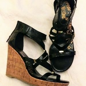 Brash wedges strapped